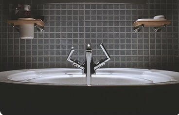 Banyo ve Duş Alanlarında Fark Yaratan Mozaik Uygulamaları