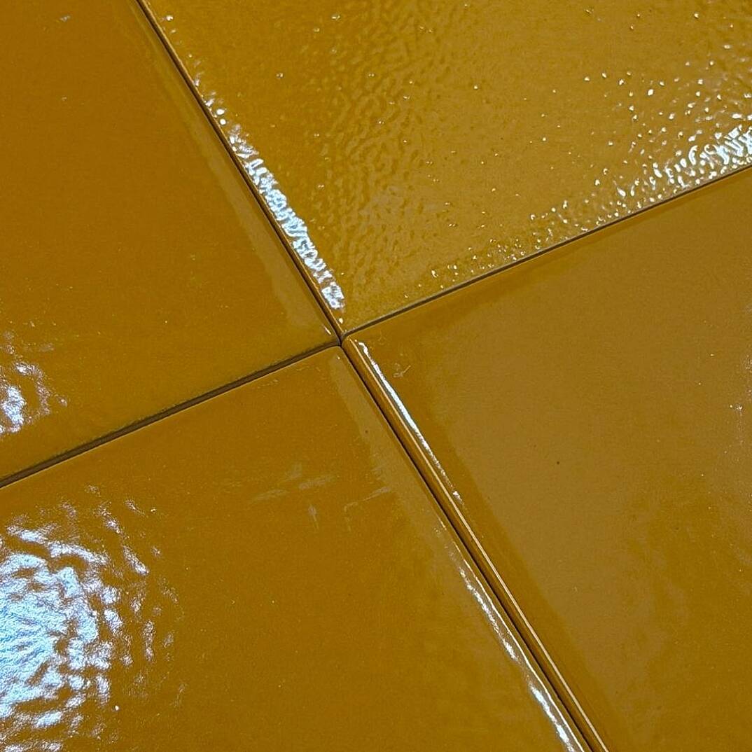 Turuncu (Orange) El Yapımı Duvar Seramiği 10x30 cm - 2